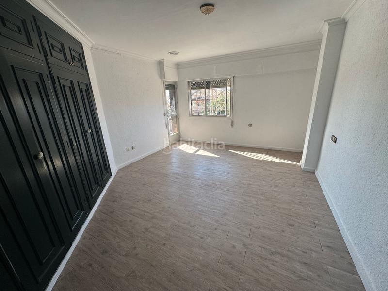 Foto c6fa5f87-1ade-4ebf-890c-4f3eecd2a865. Piso  4 dormitorios con terraza solarium en San Javier San Javier