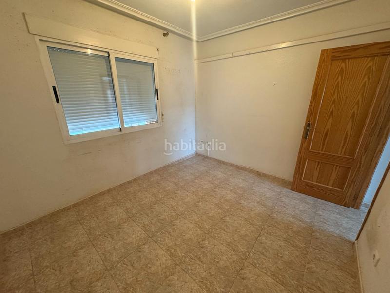 Foto 57f795f2-fcd0-4dcc-9c91-657b12ef1b90. Casa adossada a Centro Alcázares (Los)