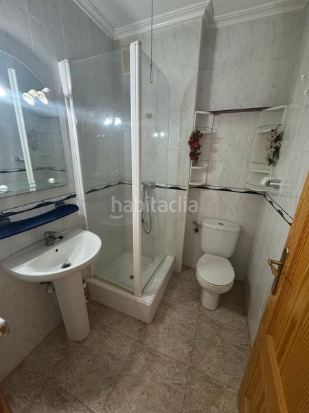 Foto bf5f0d97-bda3-4205-94d7-766fbe75cf9a. Casa adossada a Centro Alcázares (Los)