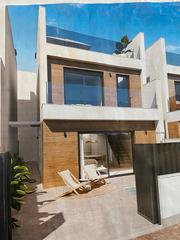 Semi detached house in San Pedro del Pinatar