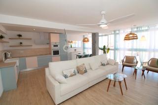 Pis  Calle cartagena 24. Atico reformado