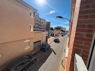 Etagenwohnung in Calle Hernán Cortés 1