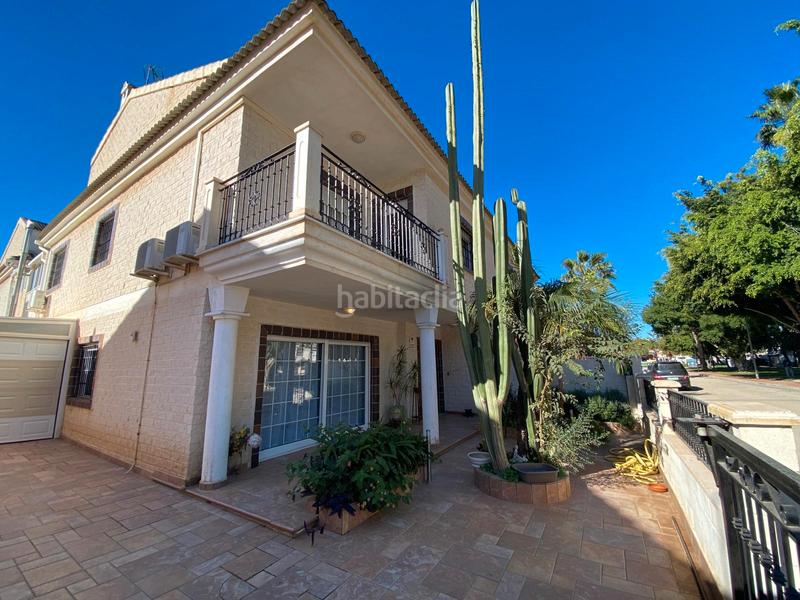 Foto 66c55e1f-9165-4744-970f-cfa453d99cbd. Casa bifamiliare con riscaldamento parcheggio in San Javier San Javier