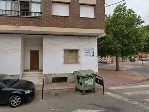 Local commercial à Avenida Romería de la Virgen del Carmen 191