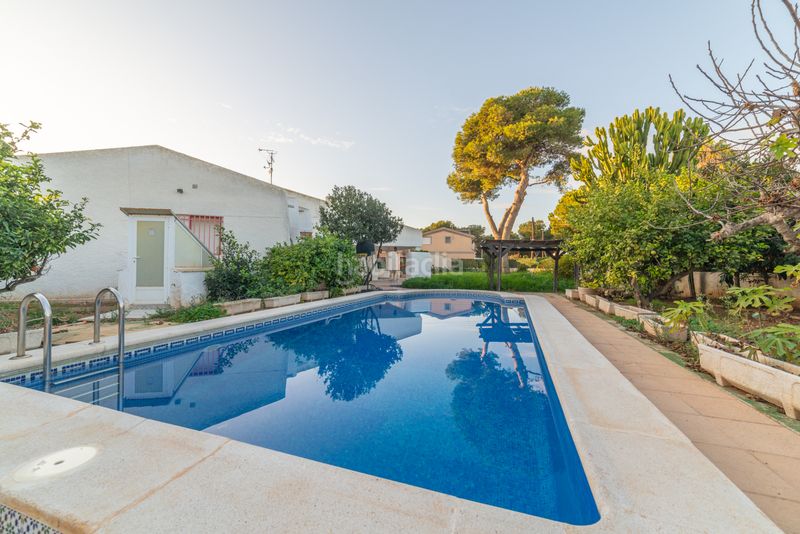 Foto d6ecabe8-39c5-43bd-9919-8e29c75551f0. Xalet amb xemeneia calefacció aparcament piscina a San Javier