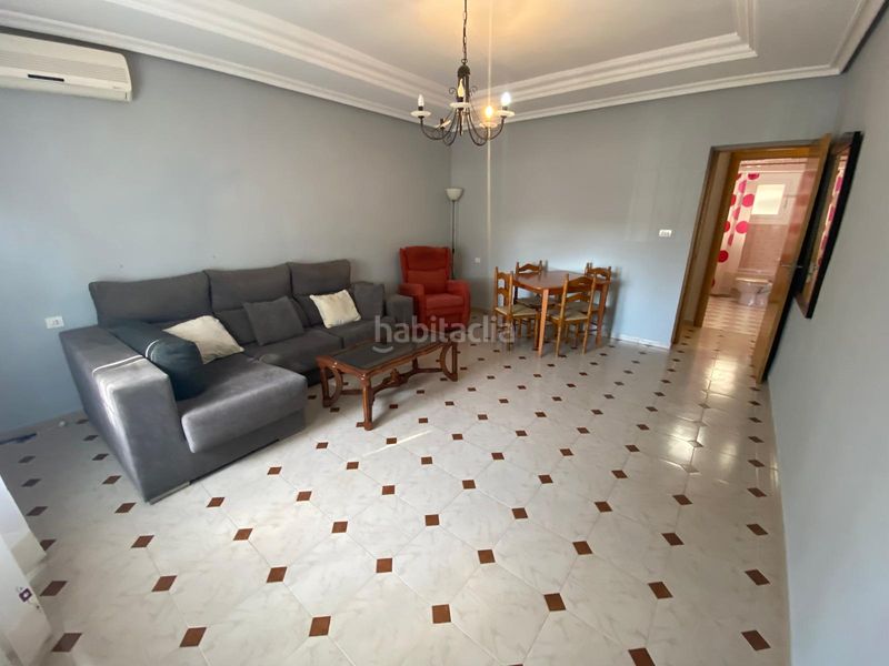 Foto eb4f86dc-a3c6-41b6-b8ff-2f8b01e590ed. Casa adossada amb xemeneia aparcament a Roda San Javier