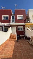 Semi detached house  Calle valle de arán 79. Duplex con semisotano y solarium en san pedro del pinatar