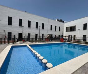 Pis a Ronda poniente 6. Piso de 2 dormitorios con piscina comunitaria en fuente alamo