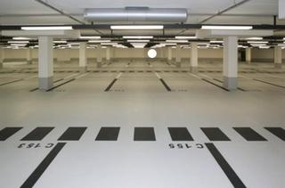 Aparcament cotxe a Carrer de sant josep 2. Plaza de parking cubierta en el centro de lloret de mar