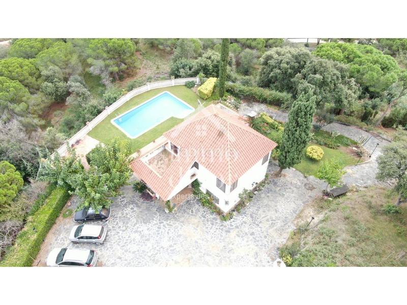 Foto 5658811d-055c-4798-b351-9ae5224f09c4. Casa con parcheggio piscina in Cinc Sènies Mataró