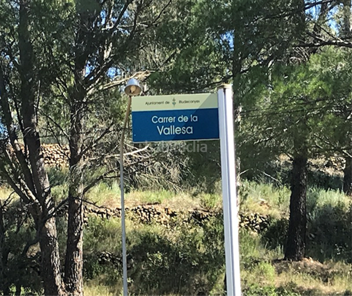 Foto c0859a68-5209-4b0d-bbab-f667f374493f. Terreny residencial a carrer de la vallesa 261 a Riudecanyes