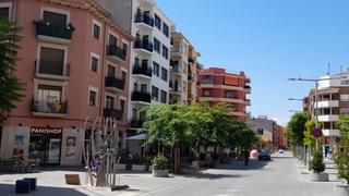 Lloguer Local Comercial a Plaça d'aragó 8. Cambrils. pl. aragó. local comercial en alquiler de aprox. 110m2