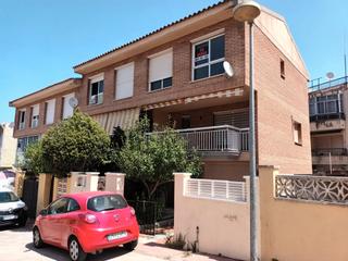 Casa adossada a Passatge número 12 15. Cambrils. amplia casa adosada de 4 habitaciones en venta