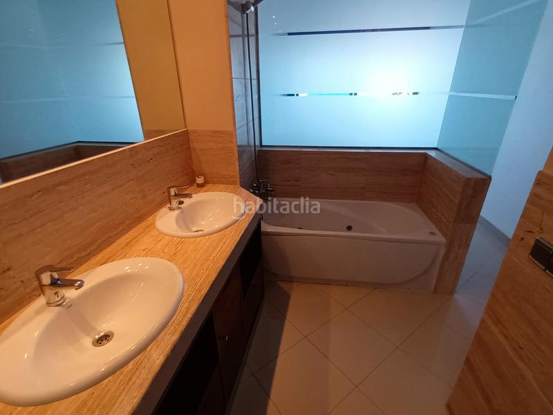 Foto 6db53977-d1f8-4063-8711-0190705cc56a. Casa adosada en carrer de la magnòlia 2 . primera línea. amplia vivienda totalmente reformada en Miami Platja
