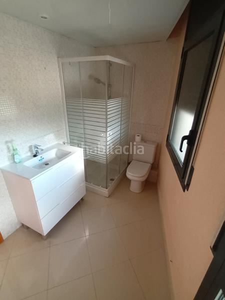 Foto 9e8ad40d-f176-42c3-8896-29873bad5e15. Casa adosada en carrer de la magnòlia 2 . primera línea. amplia vivienda totalmente reformada en Miami Platja
