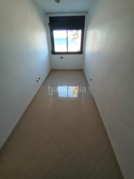 Foto a6e8912c-562f-4914-ae8c-bbae86955506. Casa adosada en carrer de la magnòlia 2 . primera línea. amplia vivienda totalmente reformada en Miami Platja