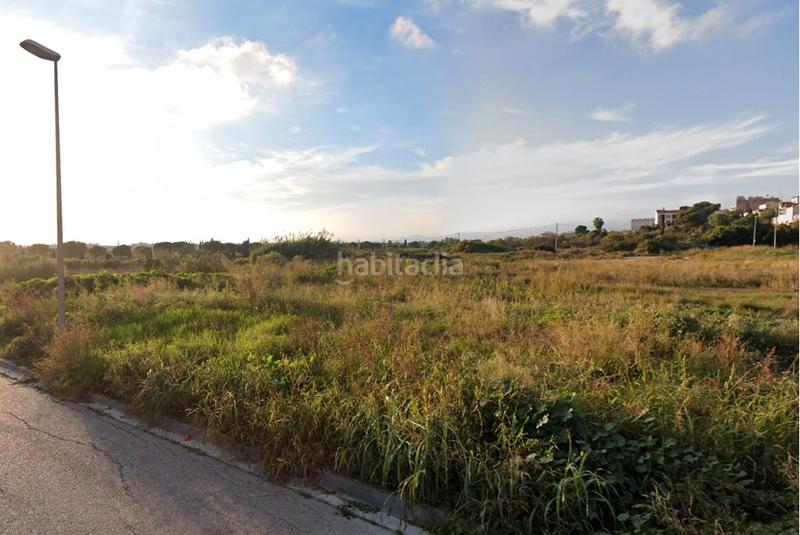 Foto 46cae56d-745e-4367-bfa0-e408656d762c. Terrain résidentiel dans carrer joan miró 6 dans Constantí
