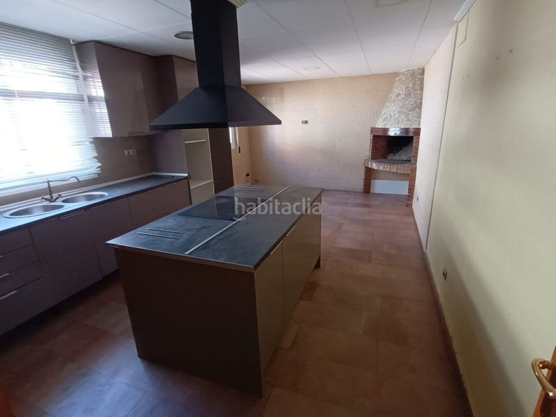 Foto 4edd83ce-6be3-43b9-8850-ff0c5ccb4e6b. Casa adossada a Migjorn Reus