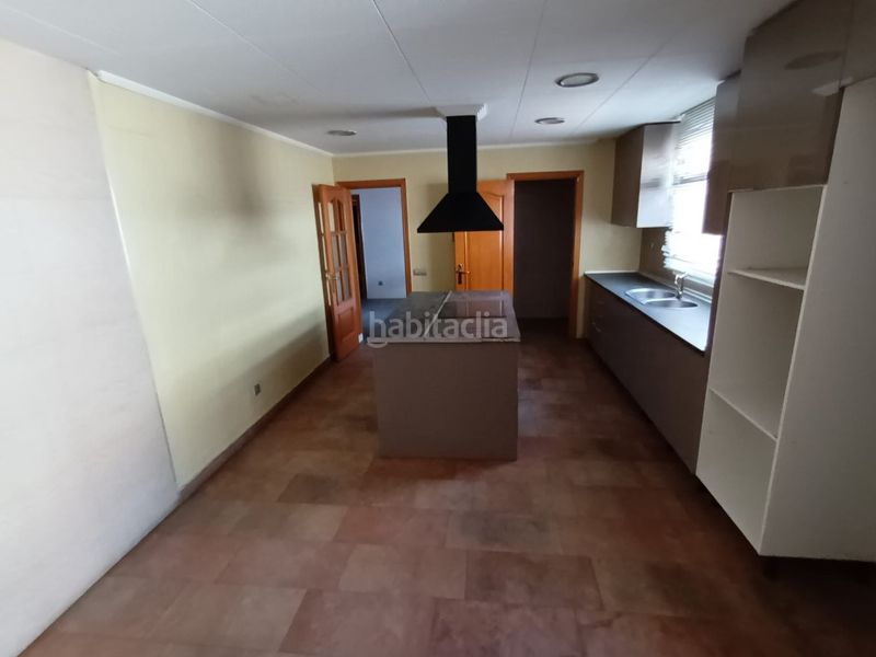 Foto 5638ebb3-d6ef-4f49-9ea6-4798805e4e9a. Casa adossada a Migjorn Reus