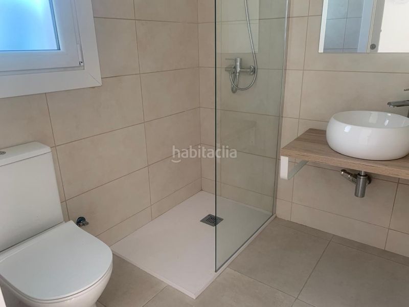 Foto 0123671f-1aa3-4782-b921-2db3919a6f6b. Chalet descubre tu oasis en el prestigioso club de golf bonmont! a estrenar. vivienda 3 habitaciones. 3 baños. jardín y piscina privados en Mont-roig del Camp