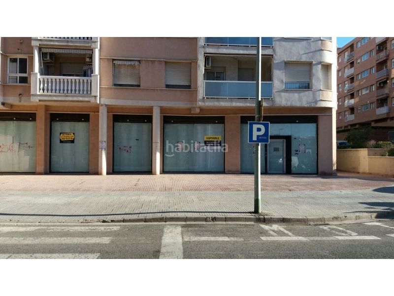 Foto f8b167c6-b892-4cca-b3a5-1bdd645a187d. Local comercial a Sant Pere i Sant Pau Tarragona