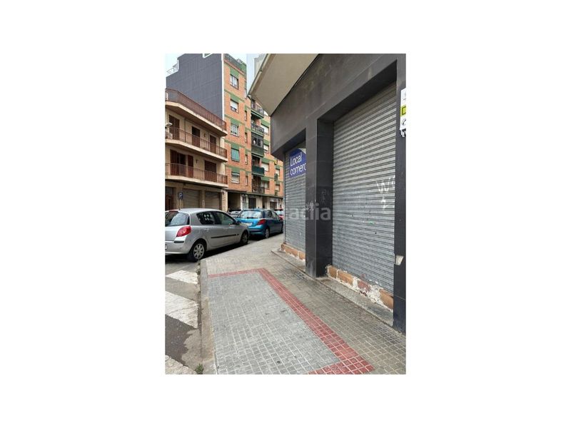 Foto 9fb4c394-6708-4cec-a56e-399494971da2. Local comercial a Centre Reus