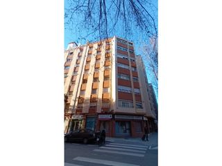 Pis a Avenida Paisos Catalans