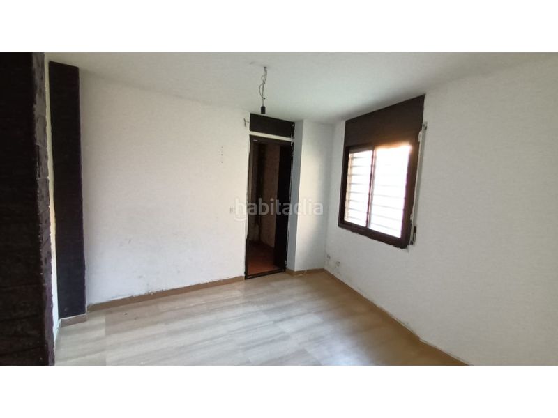 Foto 4f80ee06-ce3a-4fc6-8b99-8283903e398c. Pis a Canonja (la)