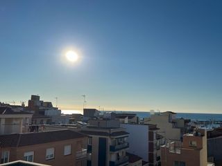 Rent Flat  Plaza arago. Cambrils. pl. aragó. ático con terraza solárium en pleno puerto