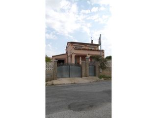 Maison  Calle mas de rafel en mas de blanc. El catllar. tarragona. casa en venta en avda. andorra  urb. mas