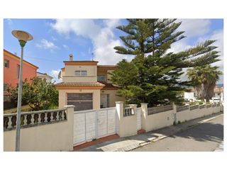 Casa  Calle noguera ribagorçana. El vendrell. c. la noguera ribagorçana. casa unifamiliar de 4 ha