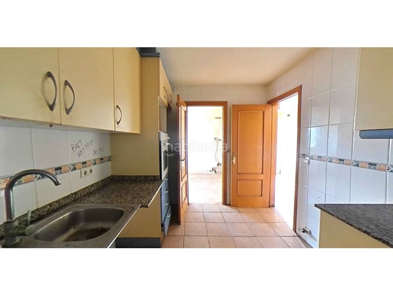 Foto 742b03ee-0e76-48cf-9b46-677d63edc1b1. Casa amb aparcament a La Franquesa-Oasis Park Vendrell (El)