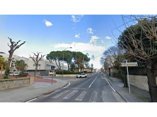 Pis  Avenida reus de. Piso de 3 hab. en venta en riudoms. c. reus