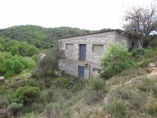 Masia a Sanaüja