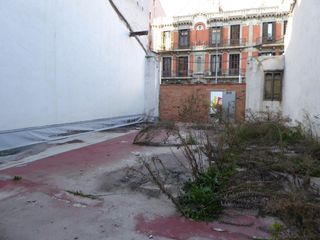 Terreno residencial en Centre - Passeig i Rodalies. Suelo a edificar en manresa
