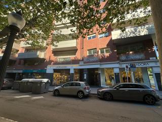 Rent Office space in Centre - Passeig i Rodalies. Oficina en alquiler en el centro de manresa