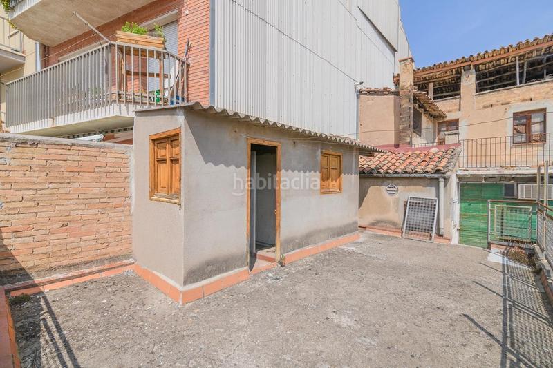 Foto a83fc4a6-2e8d-4e47-87aa-eba1ac0edb83. Casa amb aparcament a Carretera de Vic - Remei Manresa