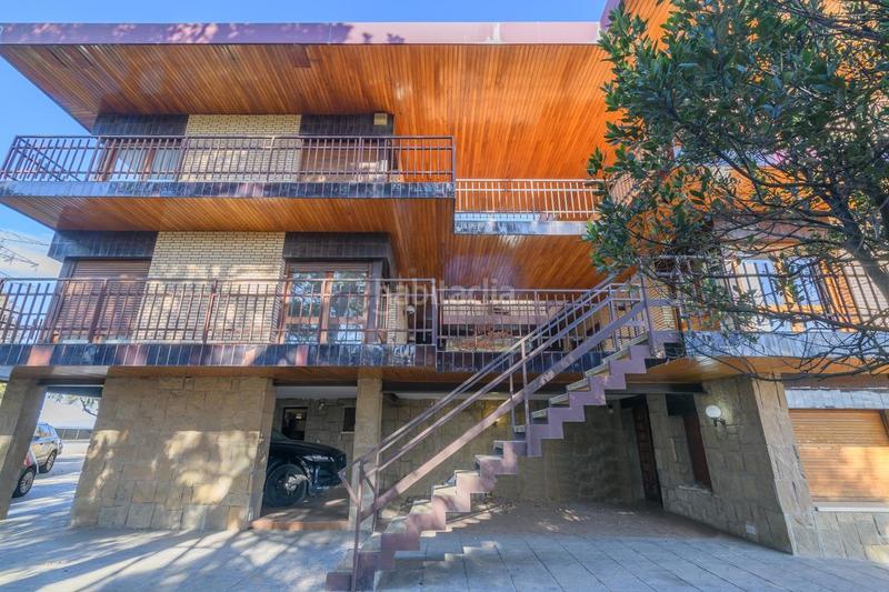 Foto 1715b00f-1614-4378-aaad-115d7007e40c. Casa amb calefacció piscina a bases de Manresa - carretera de santpedor Manresa