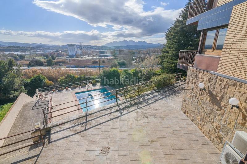 Foto 6a238428-1a88-48f9-a573-9fec62dc1e0a. Casa amb calefacció piscina a bases de Manresa - carretera de santpedor Manresa