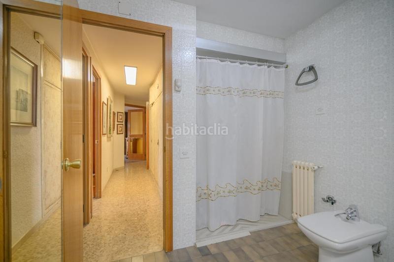 Foto e0169c04-45f3-40cf-a6ee-2f60fd440afc. Flat with heating parking in Centre - Passeig i Rodalies Manresa