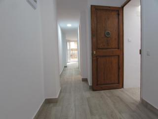 Édifice à Barri Antic. Edificio de 4 pisos en venta en manresa