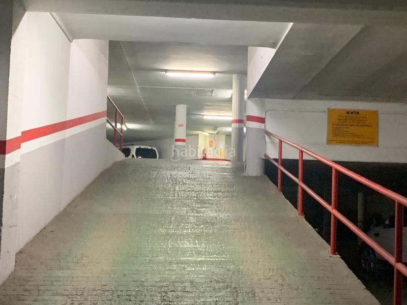 Foto 2cebaf06-2aae-4ac0-b31a-1d42b559064d. Aparcament cotxe a Plaça Catalunya Manresa