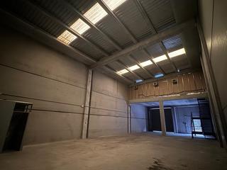 Nau industrial a Sant Vicenç de Castellet. Nave a la venta en sant vicenç de castellet