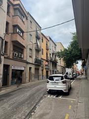 Edifici a Valldaura-Carretera de Cardona. Edifici en venta en manresa