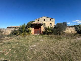 Masia a Pont de Vilomara i Rocafort (El). Masia a river park