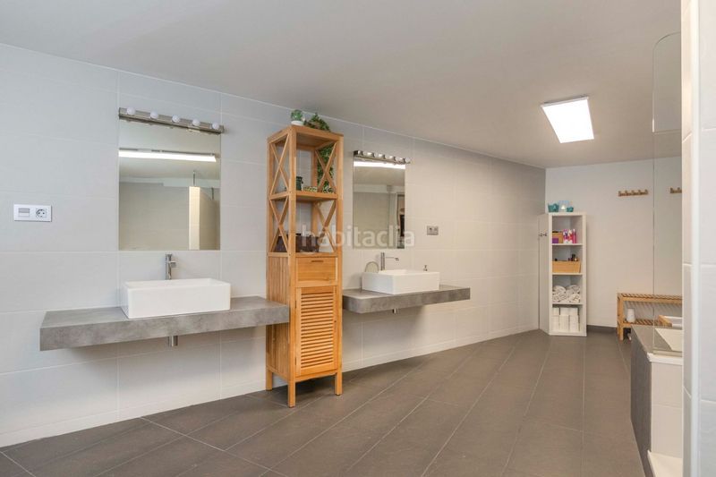Foto 5a0080c3-58fc-4075-8ade-8bec31dbb083. Loft a Plaça Catalunya Manresa