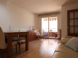 Pis a Centre - Passeig i Rodalies. Piso céntrico de 3 habitaciones en manresa
