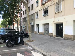 Local Comercial a Sant Martí de Provençals. Local amplio en venta sant martí de provençals