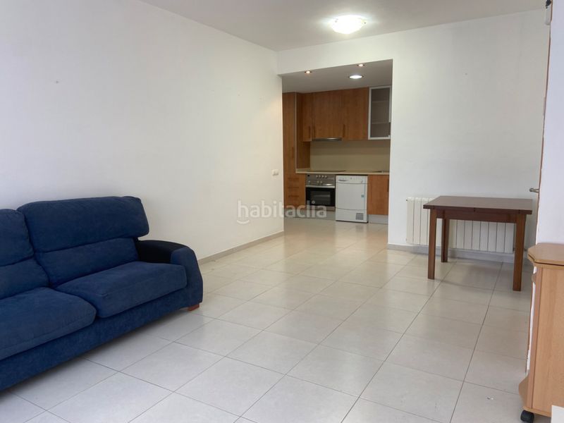Foto a6a70d56-5654-4a83-b54e-6c1ddf2b1e08. Pis amb calefacció aparcament a Calafell poble Calafell