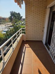 Etagenwohnung in Carrer darius huguet 27. Gran oportunidad